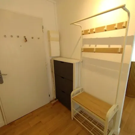 Cozy 3 Bedrooms, 5 Mn 450m Walk Metro La Defense